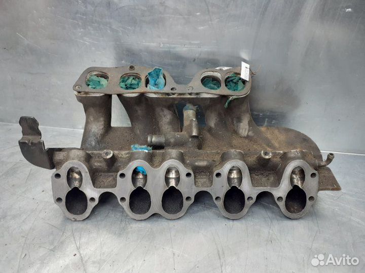 Коллектор впускной Audi 100 C4 1991-1994