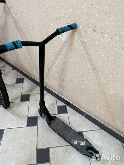 Трюковой самокат