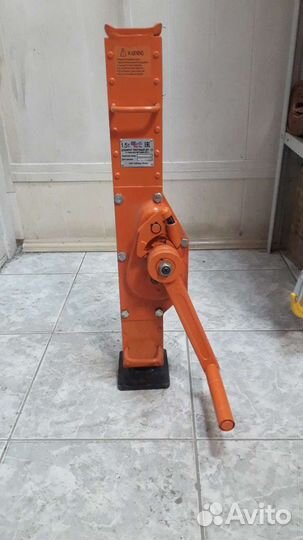 Домкрат реечный др 3,0т