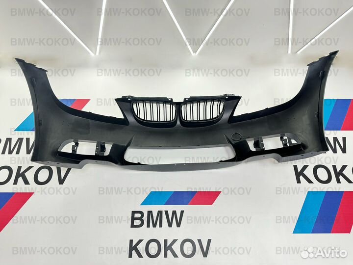 Передний бампер в стиле М3 рестайлинг на BMW E90