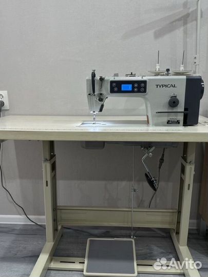 Швейная машина typical