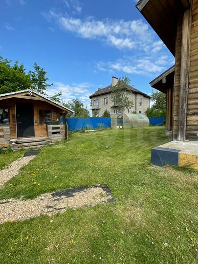 Дом 196 м² на участке 13 сот.