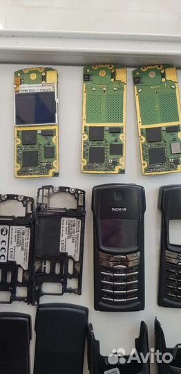 Телефон Nokia 8910,810i