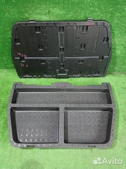 Обшивка багажника Mitsubishi Outlander CW5W 2