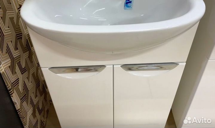 Тумба с раковиной