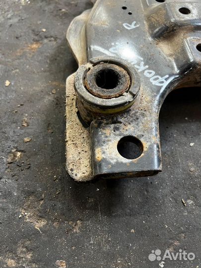 Передний подрамник Ford focus 2, 1.6