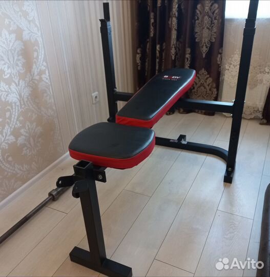 Скамья и стойка