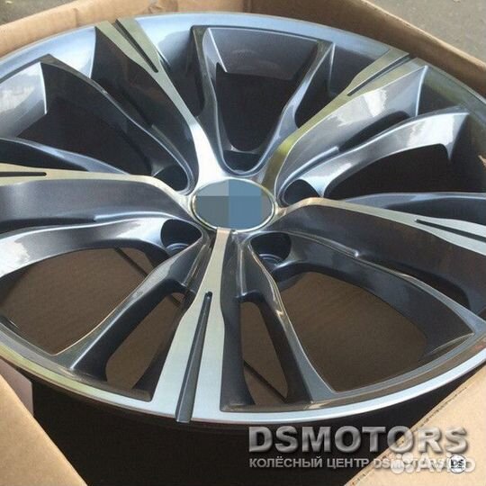 Диски R18 на BMW 660 стиль