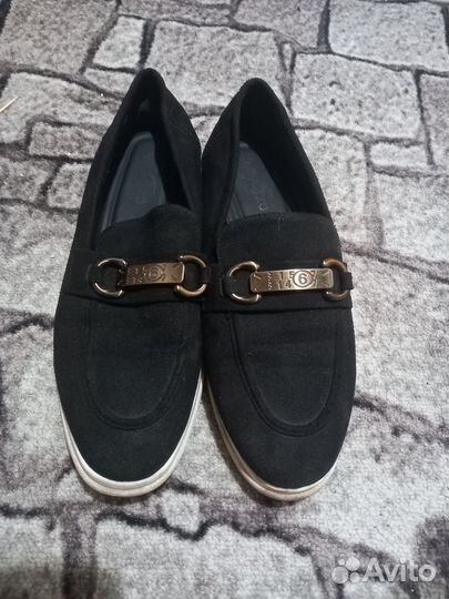 Лоферы женские