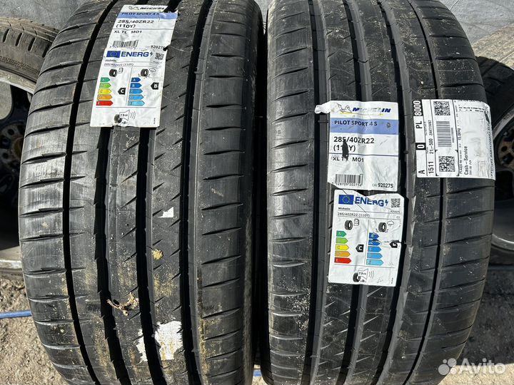 Michelin Pilot Sport 4 S 285/40 R22 110Y