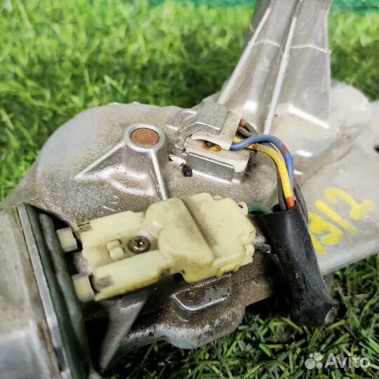 Моторчик стеклоочистителя на Subaru Legacy BH III