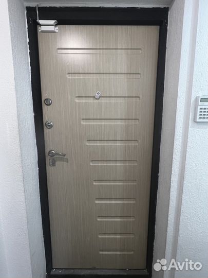 Дверь входная металлическая