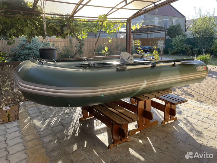 Надувная лодка с мотором 5 лс