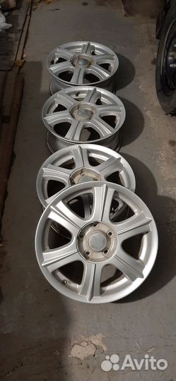 Продам литые диски r 16