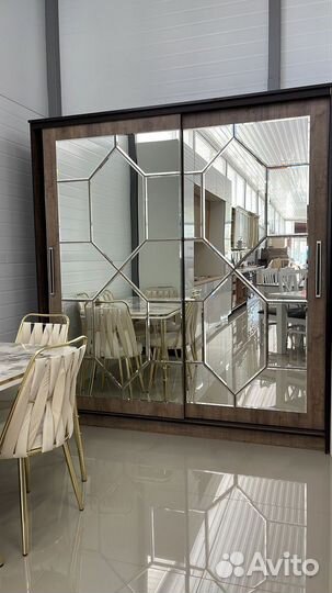 Шкаф купэ в наличии