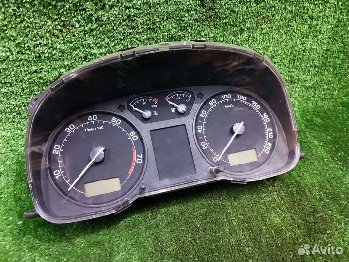 Панель приборов Шкода Октавия тур А4 Дизель 1,9