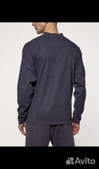 Лонгслив Yeezy GAP Unreleased Tapestry