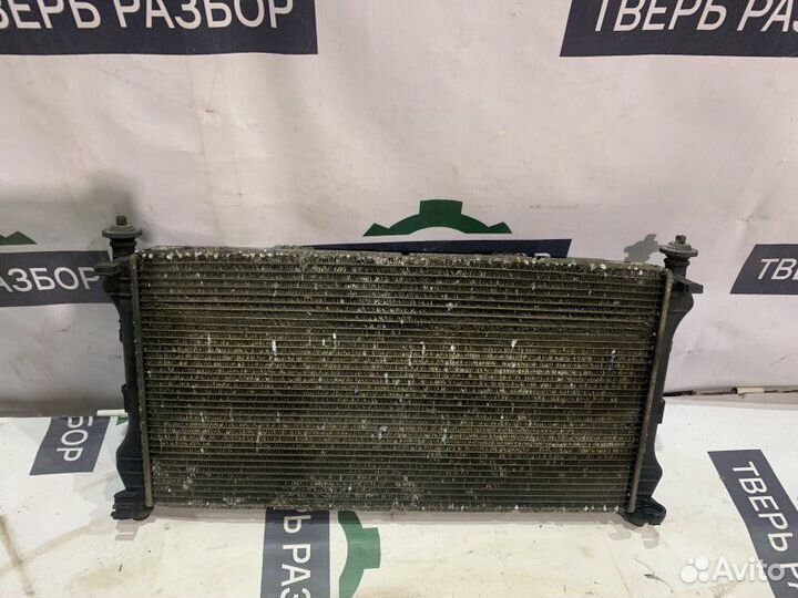 Радиатор охлаждения двигателя - передний Ford