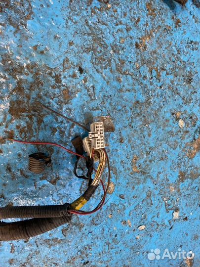 Проводка моторного отсека Хендай Элантра