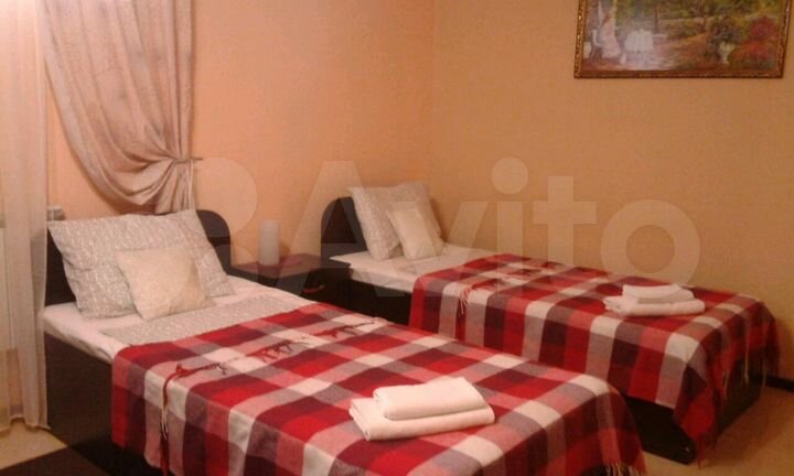 Комната 40 м² в 6-к., 1/2 эт.