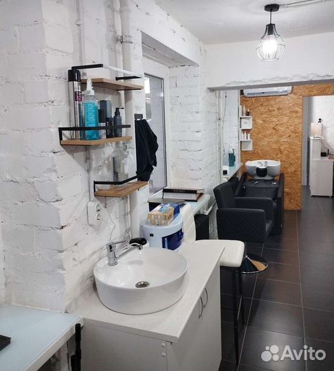 Стрижка и окрашивание волос