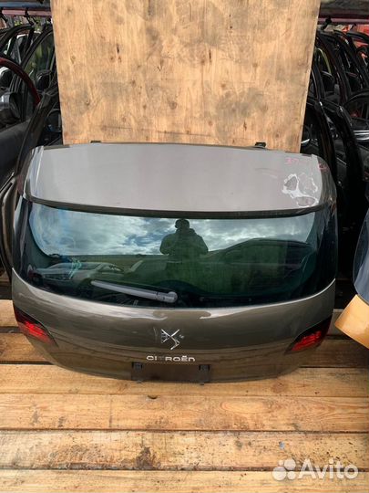 Крышка дверь багажника Citroen DS 4