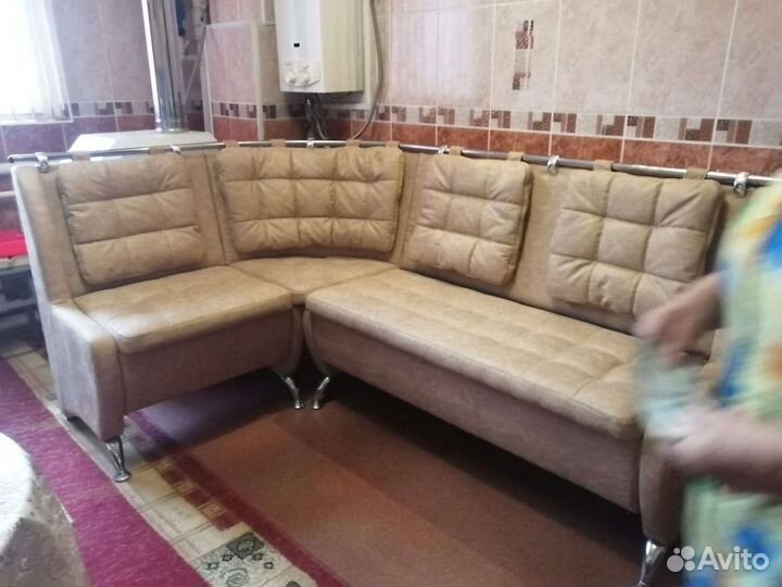 Перетяжка и ремонт мягкой мебели