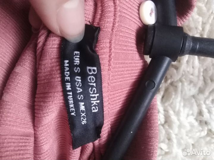 Платье Bershka