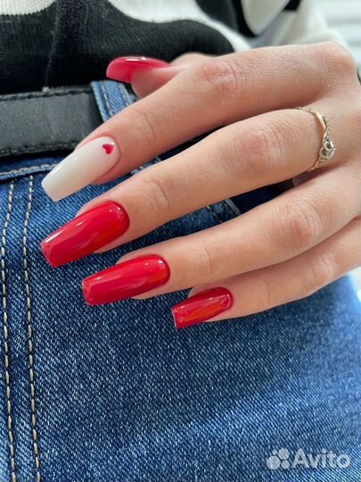 Маникюр педикюр