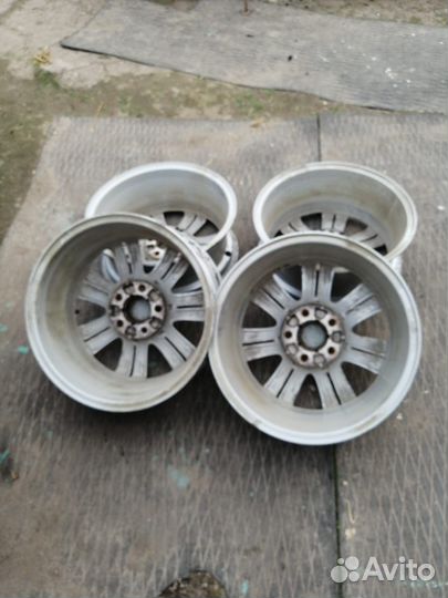 Продаются литые диски на Опель Астра Н