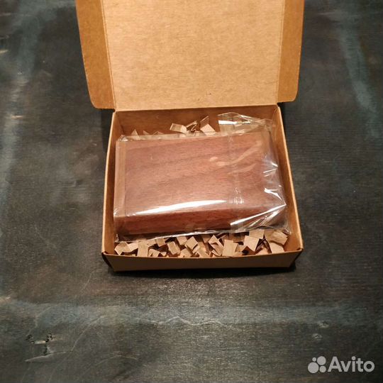 Деревянная флешка 16 Гб