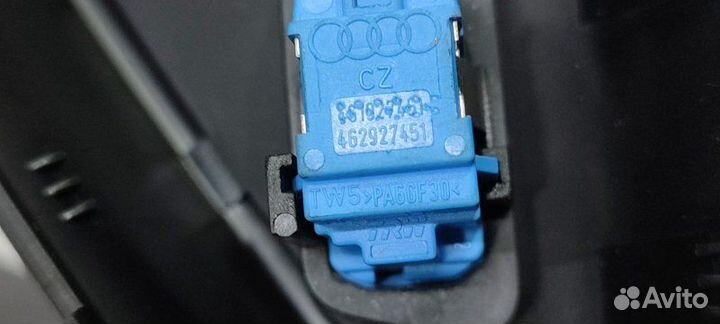 Уголок двери Audi A6 4G CGW 18.04.2011