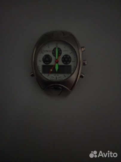 Продам японские часы