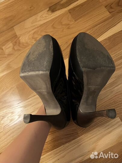 Туфли женские 39 размер Carvela