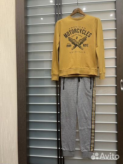 Костюм на мальчика, рост 170 см