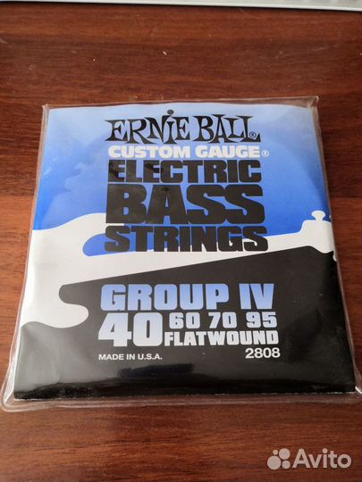 Струны для баса Ernie ball flatwound 40-95