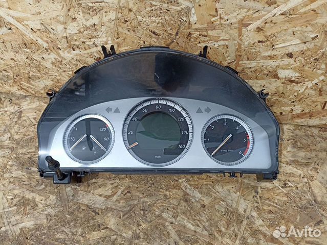 Щиток приборов Mercedes W204 OM646 V-2.2