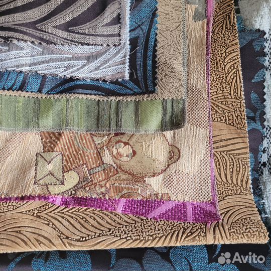 Ткань, обрезы плотной ткани, разный размер