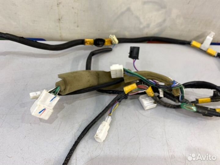 Проводка двери передняя левая Toyota Camry XV50