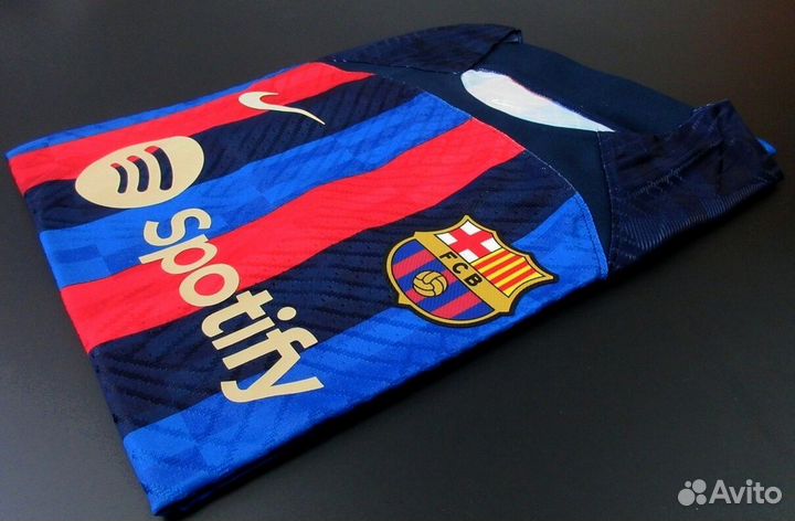 Форма Барселона сезон 22/23