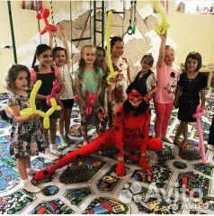 Аниматоры Пенное шоу Химия Бумага Фокусник Пузыри