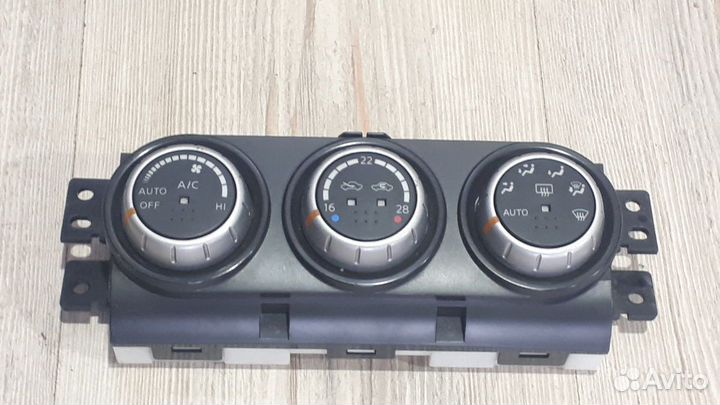 Блок управления печкой печки Nissan X-trail T31
