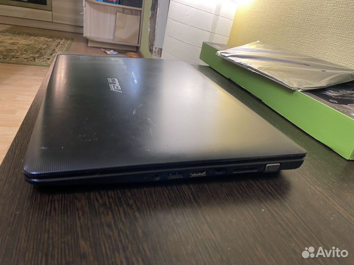 Ноутбук asus