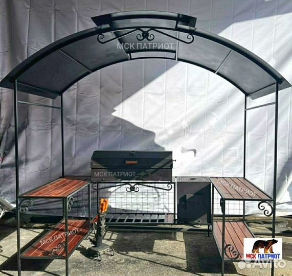 Беседка с мангалом