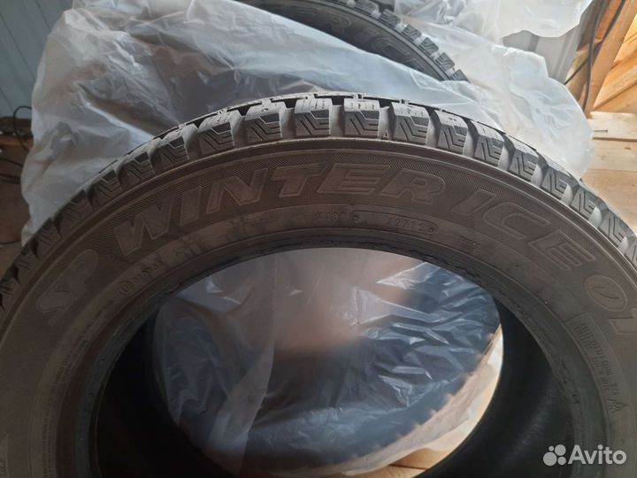 Dunlop SP Winter Ice 01 225/55 R18