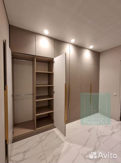 Шкаф на балкон