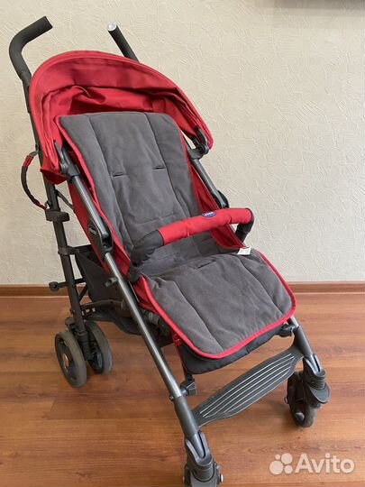 Прогулочная коляска chicco