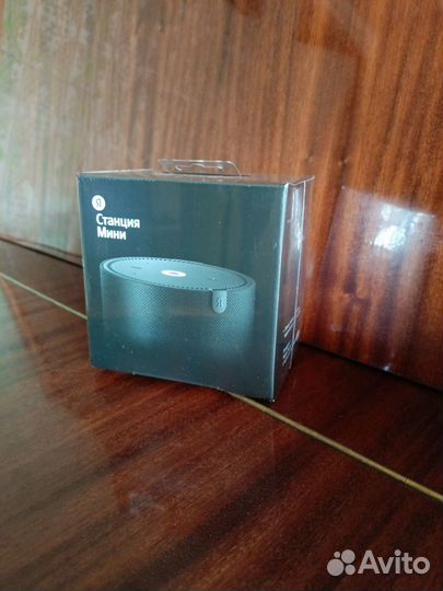 Умная колонка Алиса