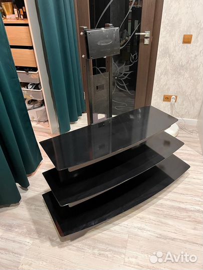 Тумба под телевизор