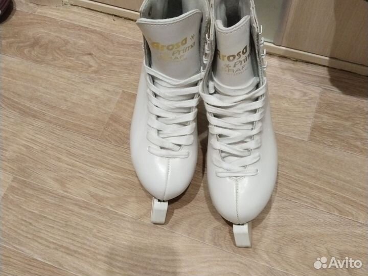 Коньки фигурные граф 38-39
